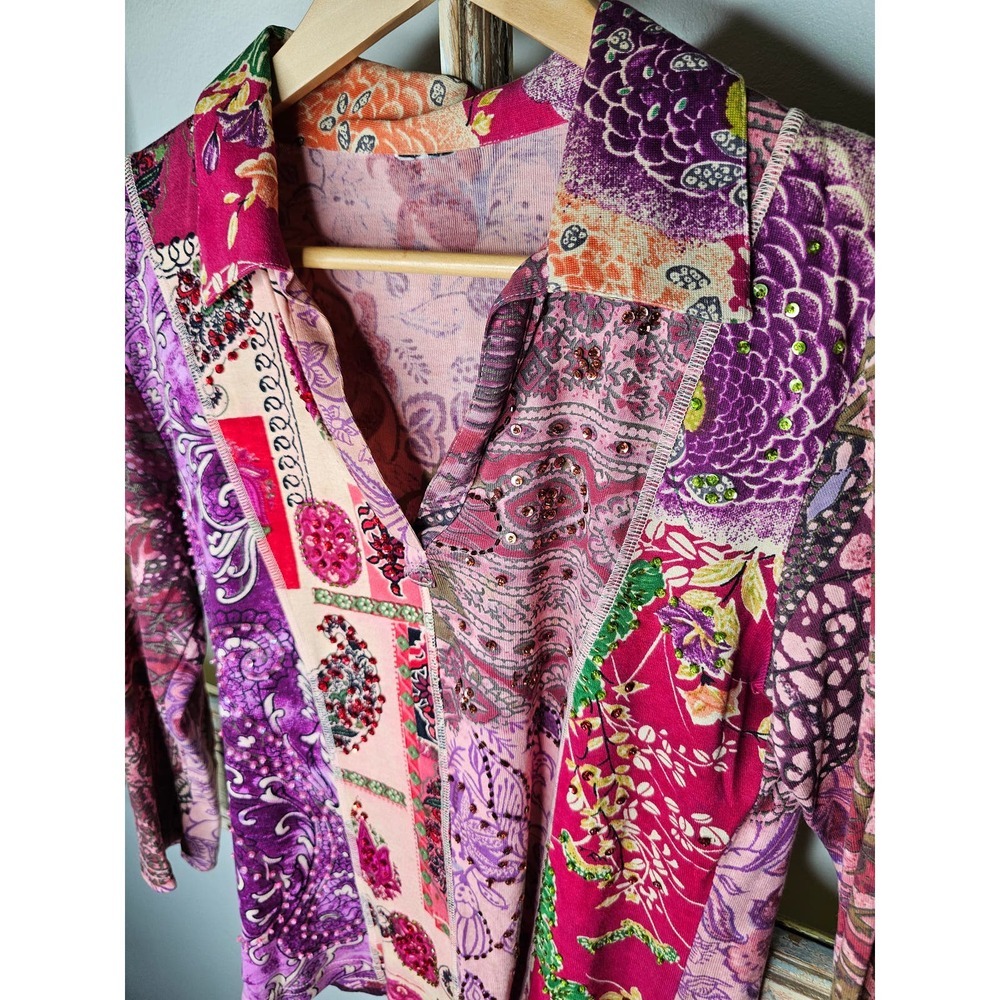 Patchwork Pattern Shirt With Sequence V- Neck Lad… - image 2